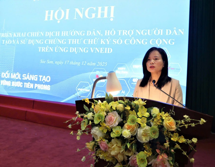 XÃ SÓC SƠN TRIỂN KHAI CHIẾN DỊCH HƯỚNG DẪN, HỖ TRỢ NGƯỜI DÂN TẠO VÀ SỬ DỤNG CHỨNG THƯ CHỮ KÝ SỐ TRÊN ỨNG DỤNG VNeID- Ảnh 4.