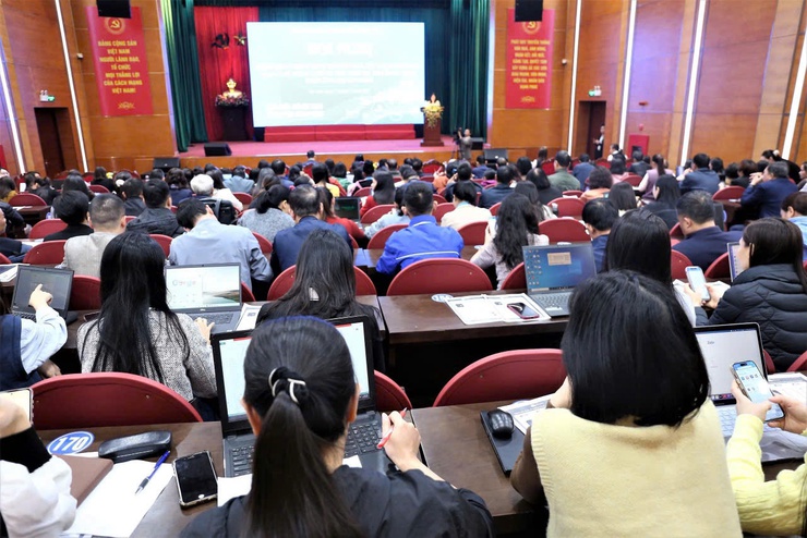 XÃ SÓC SƠN TRIỂN KHAI CHIẾN DỊCH HƯỚNG DẪN, HỖ TRỢ NGƯỜI DÂN TẠO VÀ SỬ DỤNG CHỨNG THƯ CHỮ KÝ SỐ TRÊN ỨNG DỤNG VNeID- Ảnh 5.