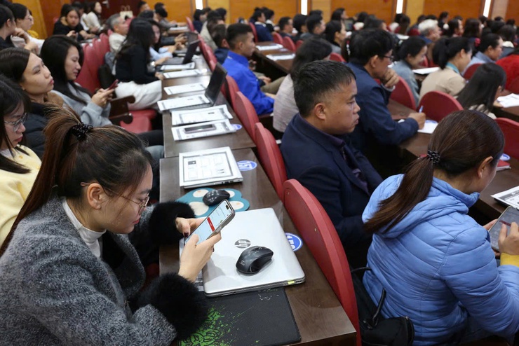 XÃ SÓC SƠN TRIỂN KHAI CHIẾN DỊCH HƯỚNG DẪN, HỖ TRỢ NGƯỜI DÂN TẠO VÀ SỬ DỤNG CHỨNG THƯ CHỮ KÝ SỐ TRÊN ỨNG DỤNG VNeID- Ảnh 8.