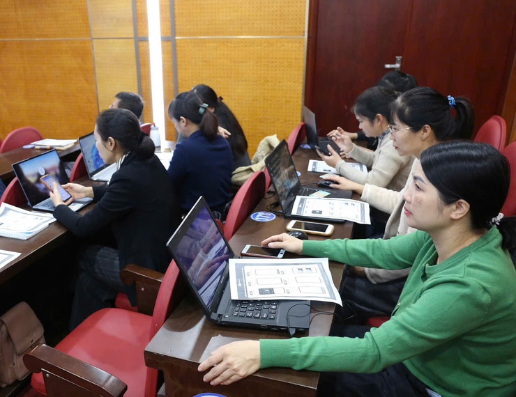 XÃ SÓC SƠN TRIỂN KHAI CHIẾN DỊCH HƯỚNG DẪN, HỖ TRỢ NGƯỜI DÂN TẠO VÀ SỬ DỤNG CHỨNG THƯ CHỮ KÝ SỐ TRÊN ỨNG DỤNG VNeID- Ảnh 9.