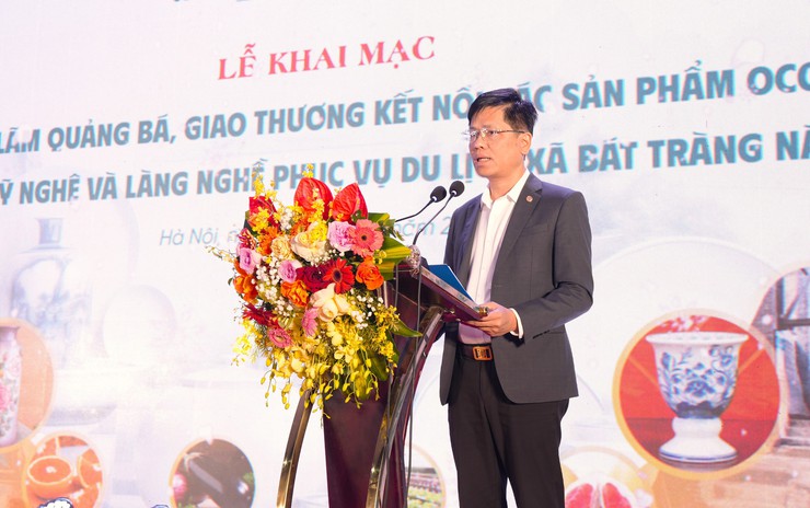 Bát Tràng thúc đẩy quảng bá, giao thương kết nối các sản phẩm OCOP của địa phương- Ảnh 3.