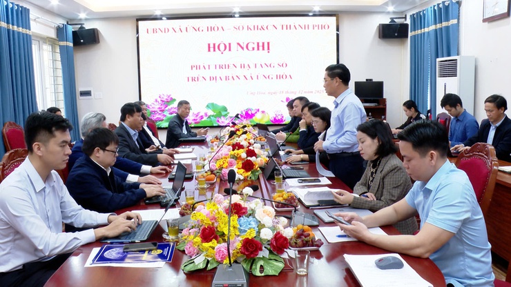 SỞ KHOA HỌC VÀ CÔNG NGHỆ THÀNH PHỐ HÀ NỘI LÀM VIỆC VỚI UBND XÃ ỨNG HÒA VỀ PHÁT TRIỂN HẠ TẦNG SỐ.- Ảnh 2.