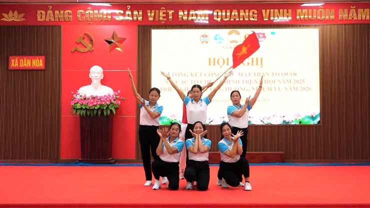 TỔNG KẾT CÔNG TÁC MTTQ VÀ CÁC TỔ CHỨC CHÍNH TRỊ – XÃ HỘI NĂM 2025
Đoàn kết – đổi mới – hướng mạnh về cơ sở, phục vụ Nhân dân
- Ảnh 21.