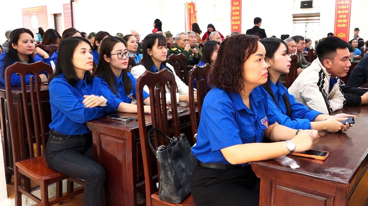 TỔNG KẾT CÔNG TÁC MTTQ VÀ CÁC TỔ CHỨC CHÍNH TRỊ – XÃ HỘI NĂM 2025
Đoàn kết – đổi mới – hướng mạnh về cơ sở, phục vụ Nhân dân
- Ảnh 5.