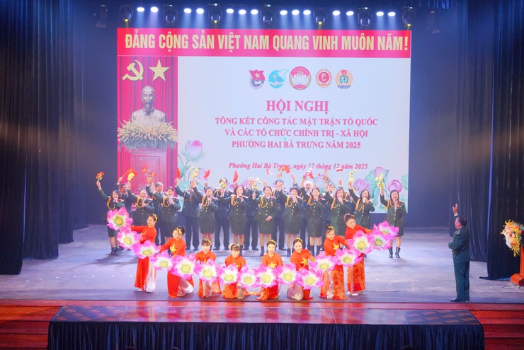 Hội nghị Tổng kết công tác Mặt trận Tổ quốc và các tổ chức chính trị - xã hội phường Hai Bà Trưng năm 2025.- Ảnh 12.