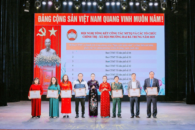 Hội nghị Tổng kết công tác Mặt trận Tổ quốc và các tổ chức chính trị - xã hội phường Hai Bà Trưng năm 2025.- Ảnh 11.