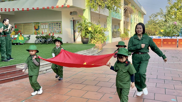 Trường Mầm non Tam Hưng A: Sôi nổi Ngày hội thể thao của các Chiến binh nhí năm học 2025-2026- Ảnh 1.