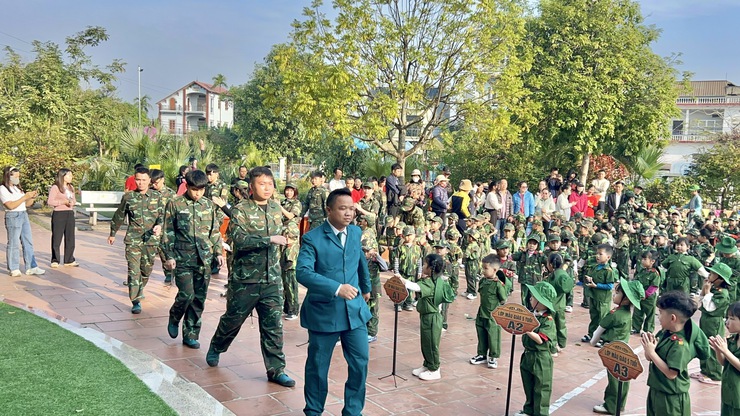 Trường Mầm non Tam Hưng A: Sôi nổi Ngày hội thể thao của các Chiến binh nhí năm học 2025-2026- Ảnh 6.