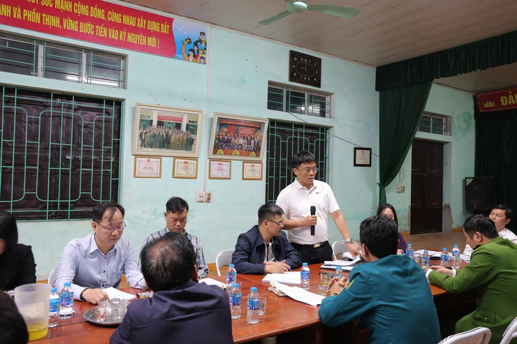 Hội nghị tuyên truyền, vận động, lắng nghe ý kiến của Nhân dân liên quan đến công tác giải phóng mặt bằng “Dự án cải tạo, nâng cấp Quốc lộ 6 đoạn Ba La – Xuân Mai” trên địa bàn xã Phú Nghĩa- Ảnh 7.