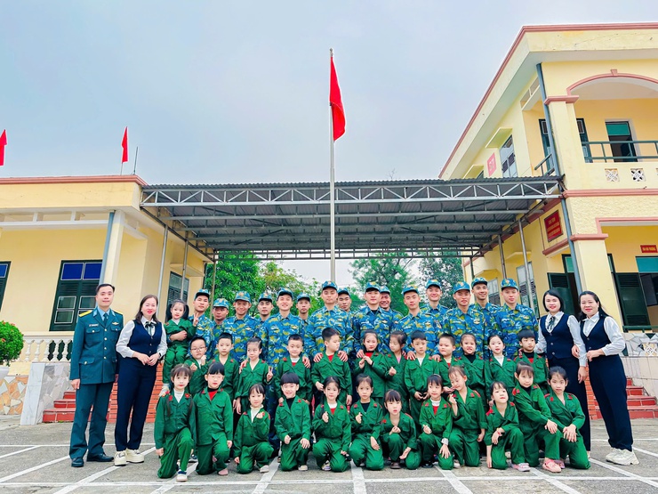 Các trường học trên địa bàn xã Phú Nghĩa tổ chức cho học sinh trải nghiệm thực tế tại Tiểu đoàn S300 – Trung đoàn 64- Ảnh 5.