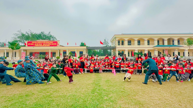 Các trường học trên địa bàn xã Phú Nghĩa tổ chức cho học sinh trải nghiệm thực tế tại Tiểu đoàn S300 – Trung đoàn 64- Ảnh 8.