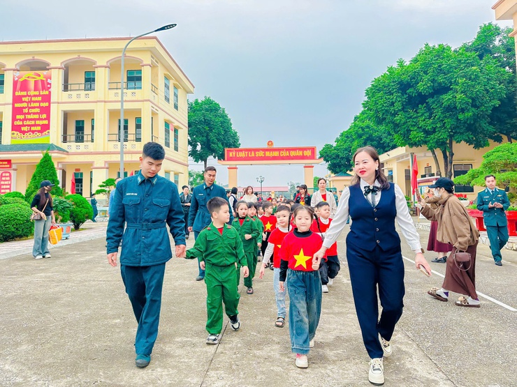 Các trường học trên địa bàn xã Phú Nghĩa tổ chức cho học sinh trải nghiệm thực tế tại Tiểu đoàn S300 – Trung đoàn 64- Ảnh 10.