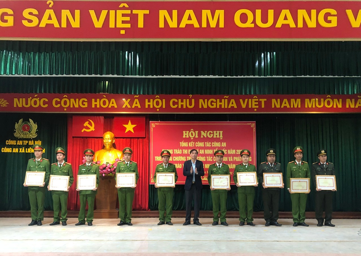 Tổng kết công tác Công an năm 2025- Ảnh 3.