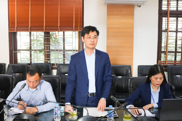 HỘI NGHỊ TRIỂN KHAI BÀN GIAO ĐIỂM PHỤC VỤ HÀNH CHÍNH CÔNG VỀ TRUNG TÂM PHỤC VỤ HÀNH CHÍNH CÔNG THÀNH PHỐ HÀ NỘI- Ảnh 3.