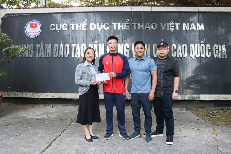 CHÚC MỪNG VẬN ĐỘNG VIÊN NGUYỄN HỮU ĐỊNH GIÀNH HUY CHƯƠNG VÀNG SEA GAMES 33- Ảnh 2.