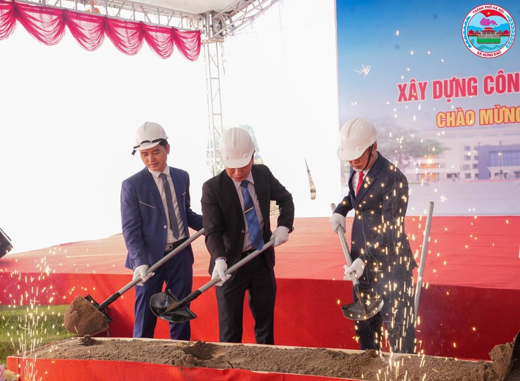 Xã Hưng Đạo long trọng tổ chức lễ khởi công xây dựng Trường THPT Cao Bá Quát- Ảnh 9.