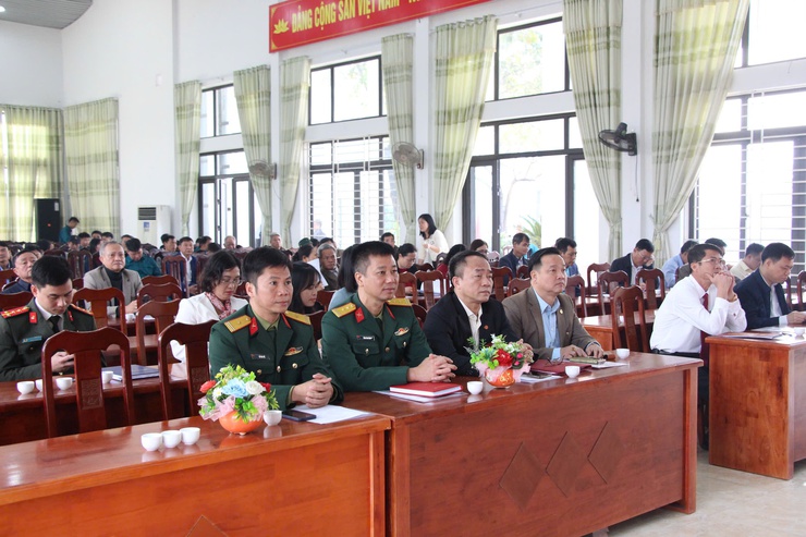 XÃ PHÚC SƠN TỔ CHỨC HỘI NGHỊ TỔNG KẾT CÔNG TÁC QUÂN SỰ, QUỐC PHÒNG NĂM 2025- Ảnh 1.