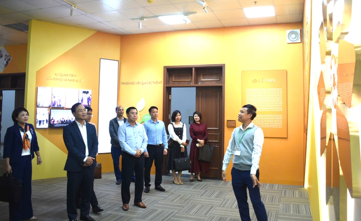 UBND XÃ ỨNG HÒA LÀM VIỆC VỚI HỌC VIỆN NÔNG NGHIỆP VIỆT NAM VỀ ĐỊNH HƯỚNG PHÁT TRIỂN NÔNG NGHIỆP GIAI ĐOẠN 2026–2030.- Ảnh 2.