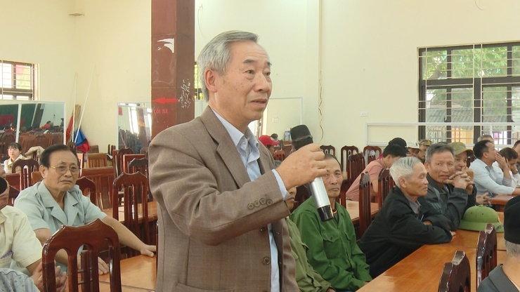 Đại biểu HĐND xã Thường Tín tiếp xúc cử tri sau kỳ họp thường lệ cuối năm 2025.
- Ảnh 6.