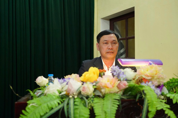 Đại biểu HĐND xã Thường Tín tiếp xúc cử tri sau kỳ họp thường lệ cuối năm 2025.
- Ảnh 3.