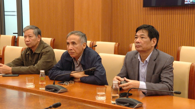 Xã Thanh Trì:  Dự trực tuyến Hội nghị toàn quốc tổng kết công tác tuyên giáo và dân vận năm 2025- Ảnh 6.