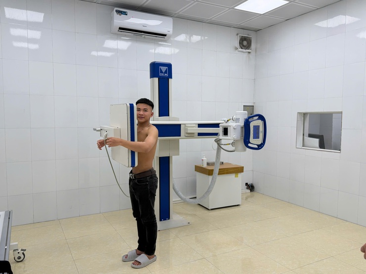 Vân Đình: 101 thanh niên tham gia khám tuyển đạt sức khoẻ sẵn sàng nhập ngũ năm 2026.- Ảnh 2.