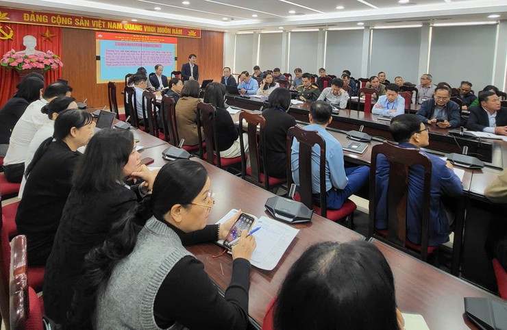 Ủy ban MTTQ phường Việt Hưng triển khai thông báo phân bổ cơ cấu, số lượng, thành phần người được giới thiệu ứng cử đại biểu HĐND phường và hướng dẫn quy trình giới thiệu người ứng cử đại biểu HĐND phường Việt Hưng, nhiệm kỳ 2026-2031- Ảnh 3.