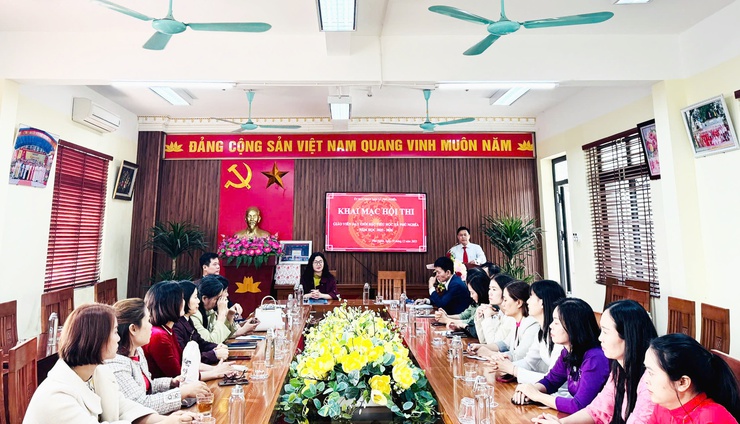 Xã Phú Nghĩa tổ chức Hội thi Giáo viên dạy giỏi cấp Tiểu học năm học 2025 – 2026- Ảnh 1.