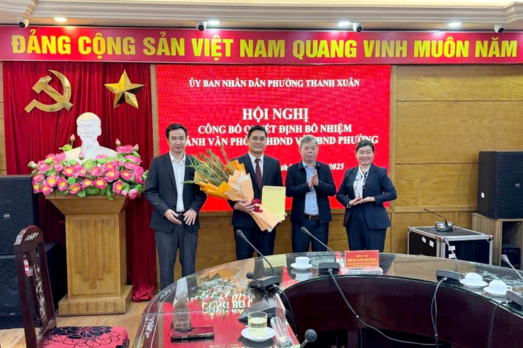 Hội nghị công bố Quyết định về công tác cán bộ- Ảnh 2.
