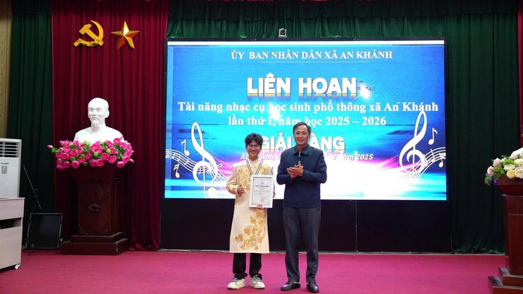 Liên hoan tài năng nhạc cụ học sinh phổ thông xã An Khánh lần thứ I năm học 2025 - 2026- Ảnh 8.