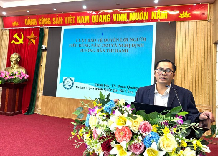 UBND xã An Khánh tổ chức Hội nghị tuyên truyền,  phổ biến Luật Bảo vệ người tiêu dùng và các văn bản hướng dẫn thi hành- Ảnh 3.