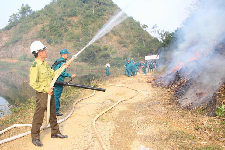 Xã Phúc Sơn tổ chức diễn tập chữa cháy rừng cấp xã năm 2025- Ảnh 3.