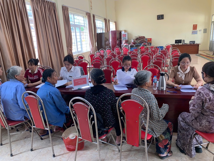 Phú Xuyên nâng cao hiệu quả công tác bảo trợ xã hội và thúc đẩy hòa nhập cho người khuyết tật
- Ảnh 1.