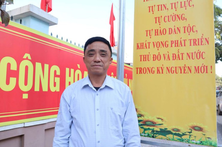 Nghĩa tình của ông Phùng Văn Thanh với đồng bào vùng lũ- Ảnh 1.