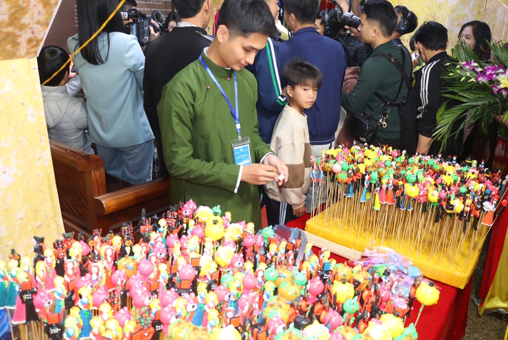 Dấu ấn lan tỏa từ Lễ hội vinh danh làng nghề Phú Xuyên 2025- Ảnh 21.