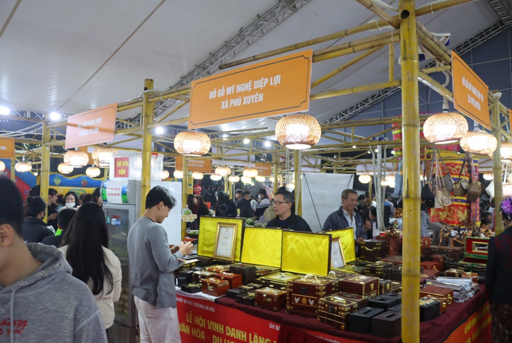 Dấu ấn lan tỏa từ Lễ hội vinh danh làng nghề Phú Xuyên 2025- Ảnh 10.