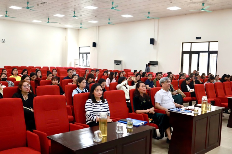 Tăng cường công tác tập huấn đảm bảo an toàn thực phẩm năm 2025- Ảnh 2.