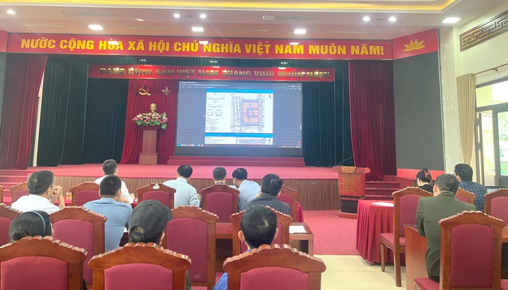  Xã Vĩnh Thanh tổ chức lấy ý kiến cơ quan, tổ chức, cá nhân và cộng đồng dân cư đối với quy hoạch Tổng mặt bằng tỷ lệ 1/500 của 02 dự án tái định cư tại thôn Đồng Nhân, xã Hải Bối, huyện Đông Anh.- Ảnh 5.