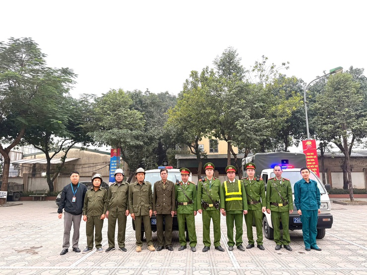 PHƯỜNG LĨNH NAM RA QUÂN CAO ĐIỂM LẬP LẠI TRẬT TỰ ĐÔ THỊ, QUYẾT TÂM GIỮ VỮNG “ĐƯỜNG THÔNG, HÈ THOÁNG”- Ảnh 1.