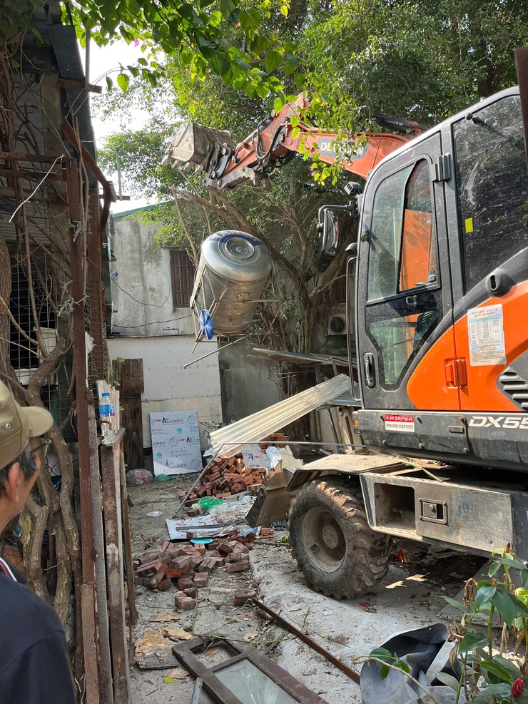PHƯỜNG LĨNH NAM RA QUÂN CAO ĐIỂM LẬP LẠI TRẬT TỰ ĐÔ THỊ, QUYẾT TÂM GIỮ VỮNG “ĐƯỜNG THÔNG, HÈ THOÁNG”- Ảnh 4.