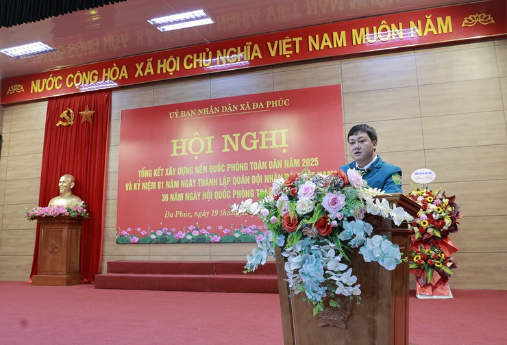 XÃ ĐA PHÚC - TỔNG KẾT CÔNG TÁC QUÂN SỰ, QUỐC PHÒNG ĐỊA PHƯƠNG NĂM 2025 VÀ GẶP MẶT KỶ NIỆM 81 NĂM NGÀY THÀNH LẬP QUÂN ĐỘI NHÂN DÂN VIỆT NAM- Ảnh 4.