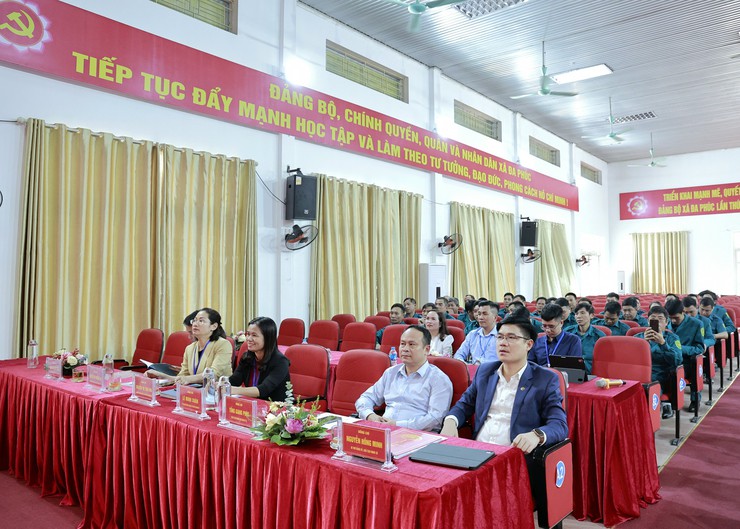 XÃ ĐA PHÚC - TỔNG KẾT CÔNG TÁC QUÂN SỰ, QUỐC PHÒNG ĐỊA PHƯƠNG NĂM 2025 VÀ GẶP MẶT KỶ NIỆM 81 NĂM NGÀY THÀNH LẬP QUÂN ĐỘI NHÂN DÂN VIỆT NAM- Ảnh 1.