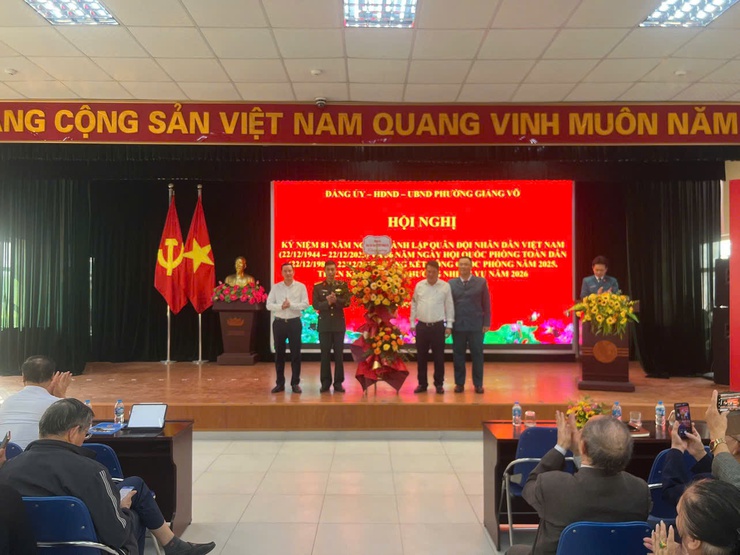 PHƯỜNG GIẢNG VÕ: TỔNG KẾT CÔNG TÁC QUÂN SỰ, QUỐC PHÒNG NĂM 2025, TRIỂN KHAI NHIỆM VỤ NĂM 2026- Ảnh 5.
