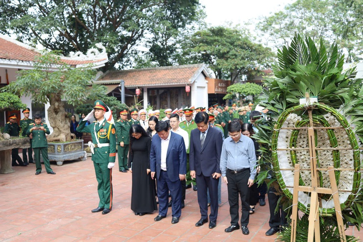 Trang trọng Lễ đón nhận, truy điệu và an táng hài cốt liệt sĩ Đặng Xuân Cảnh- Ảnh 1.