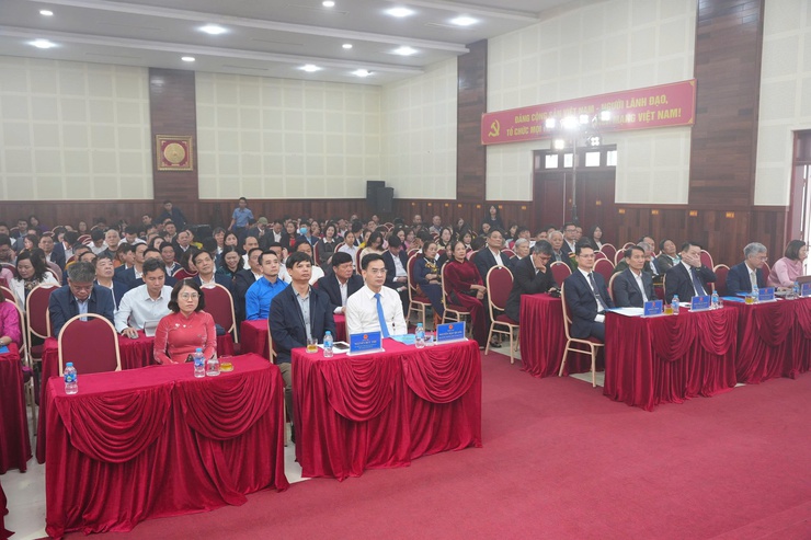 Xã Phù Đổng tổ chức hội nghị tổng kết hoạt động của HĐND – UBND xã năm 2025- Ảnh 1.