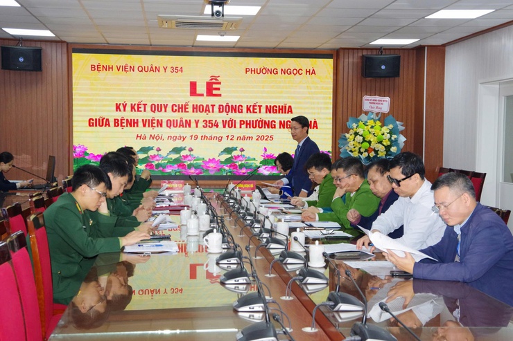 Phường Ngọc Hà và Bệnh viện Quân y 354 ký kết Quy chế hoạt động kết nghĩa- Ảnh 3.