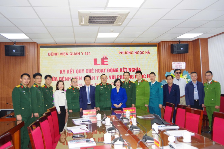 Phường Ngọc Hà và Bệnh viện Quân y 354 ký kết Quy chế hoạt động kết nghĩa- Ảnh 1.