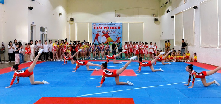 Sôi nổi giải Aerobic trong khuôn khổ Giải Thể thao học sinh năm học 2025 -2026- Ảnh 2.