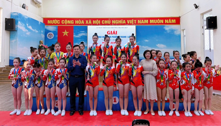 Sôi nổi giải Aerobic trong khuôn khổ Giải Thể thao học sinh năm học 2025 -2026- Ảnh 5.