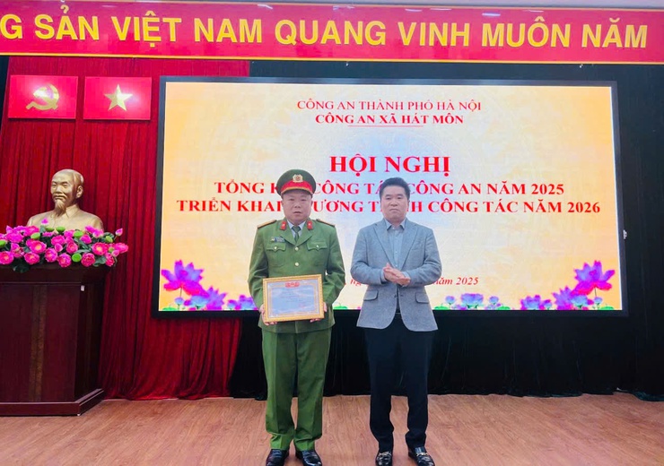 CÔNG AN XÃ HÁT MÔN TỔ CHỨC HỘI NGHỊ TỔNG KẾT CÔNG TÁC NĂM 2025, TRIỂN KHAI CHƯƠNG TRÌNH CÔNG TÁC NĂM 2026- Ảnh 2.